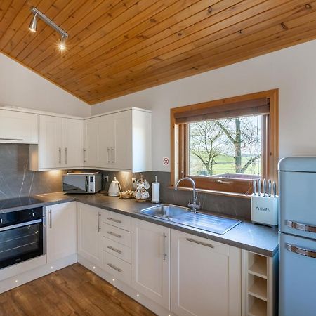 Douglas Fir Lodge With Hot Tub クーパー エクステリア 写真