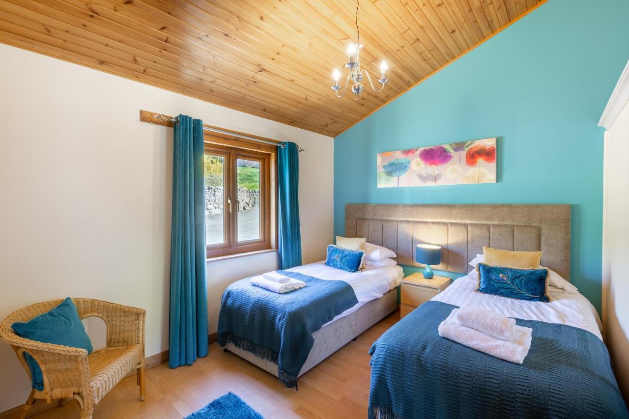 Douglas Fir Lodge With Hot Tub クーパー エクステリア 写真